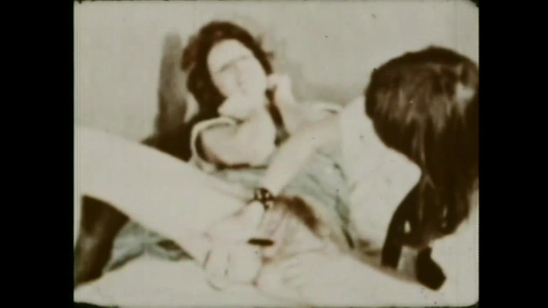 Vintage megastore: Лесбійки, які насолоджуються сексом