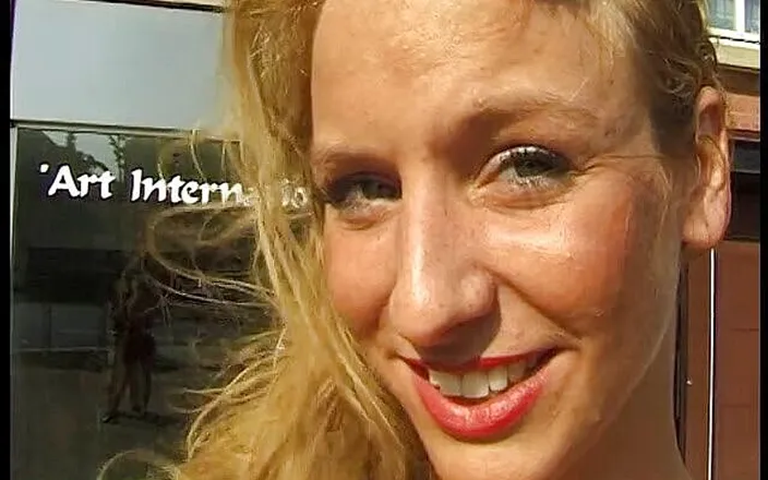 Lucky Cooch: Blonde babe shows amazing natural tits
