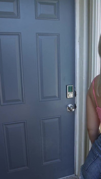 Uber MILF Wants New Stiff Cock for Creampie