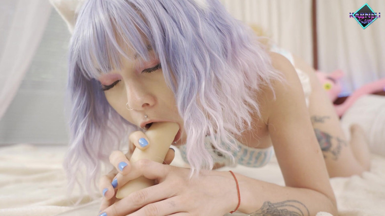 Karneli Bandi: Jeune Egirl, pipe baveuse