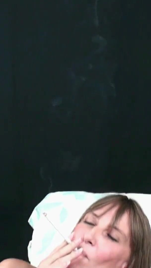 Cougar stepmother teaches me how to hold onto a girlfriend (Wicked Smoking Stepmothers)