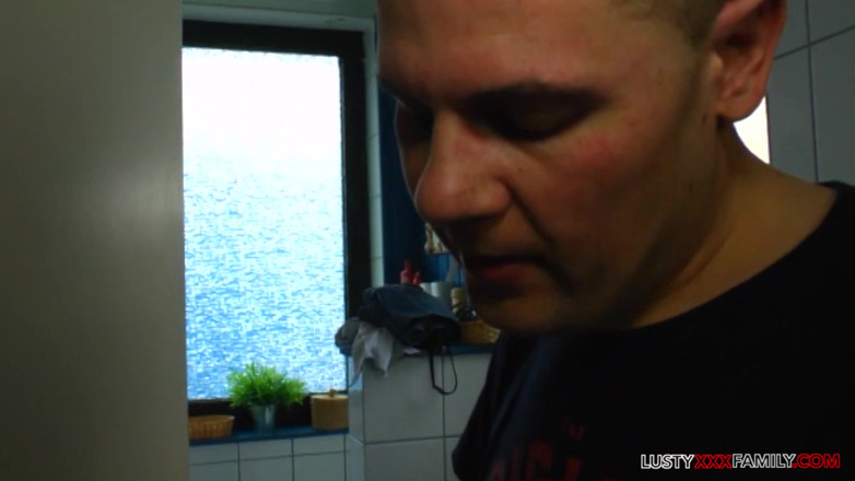 Czech Pornzone: Sexy blondie have sex with her step dad in the...