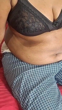 Horny Sister in Law Secret Bedroom Video