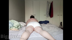 Big Pisser: Superchub Ripping Obrovské Dlouhé Prdy v bílém spodním prádle ...
