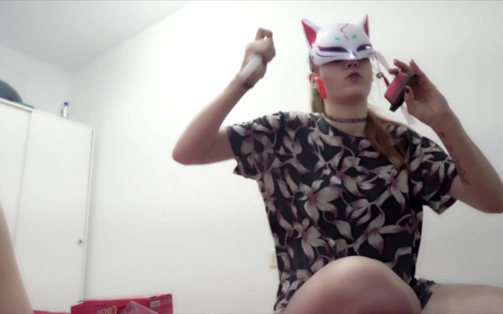 AcrylicCloud: Kijk hoe ik en Ivy Kitsune een enorme spuitende dildo...