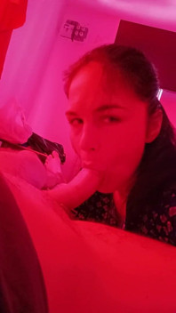 Stepdaughter Sucks My Dick at Night