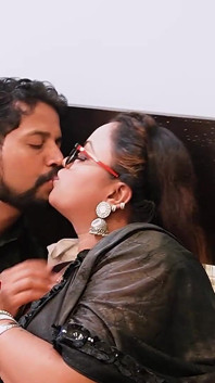 Bhabhi hatte sex mit ihrem klempner