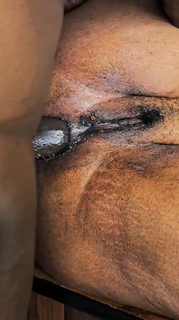 Manhandles si tante seksi 50 tahun di-anal sama kontol besar polisi dengan pantat bahenolnya