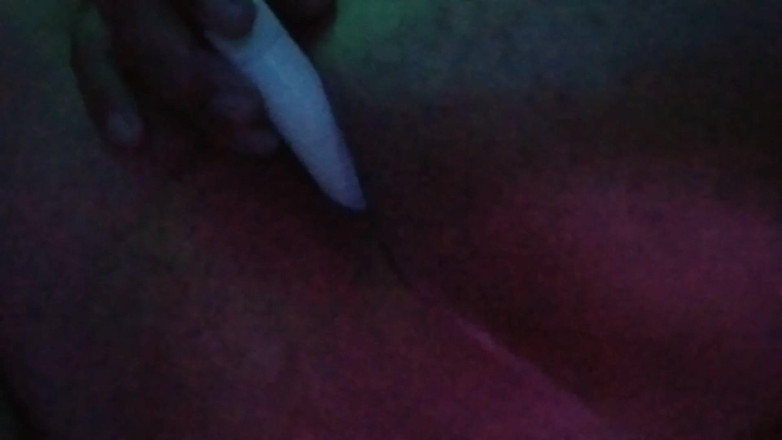 Omniequeenjay: Trochę zabawy ze spermą tatusia