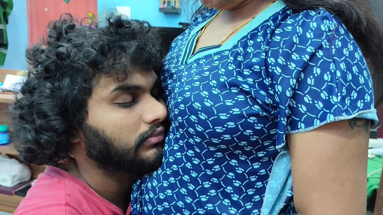 Vaishnavysharunraj: Nighty Romance Part - 1, Vaishnavy and Sharun Raj Hot Romance in...