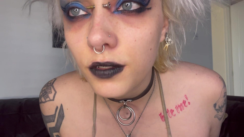Glitterqueen1999: Zdvih pro nevlastní mámu JOI rtěnka fetiš honění