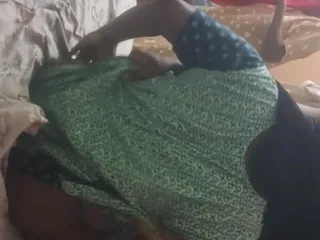 तमिल समूह सेक्स चार लोगों की चुदाई हॉट तमिल बात करने वाला वीडियो