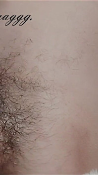 바이브레이터를 안에 대고 오르가즘, 큰 보지 입술/ 핫한 밀프 Ginnagg에서 즐겁게 흐르는 거대한 구멍