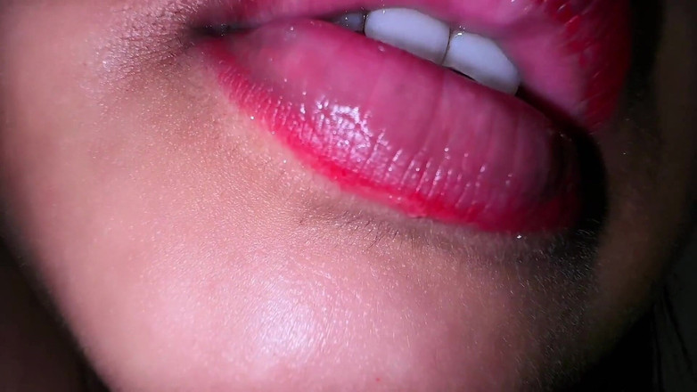 Aria Mia: Užívám si, když potřebuji šukat, ale nikdo tam není - JOI