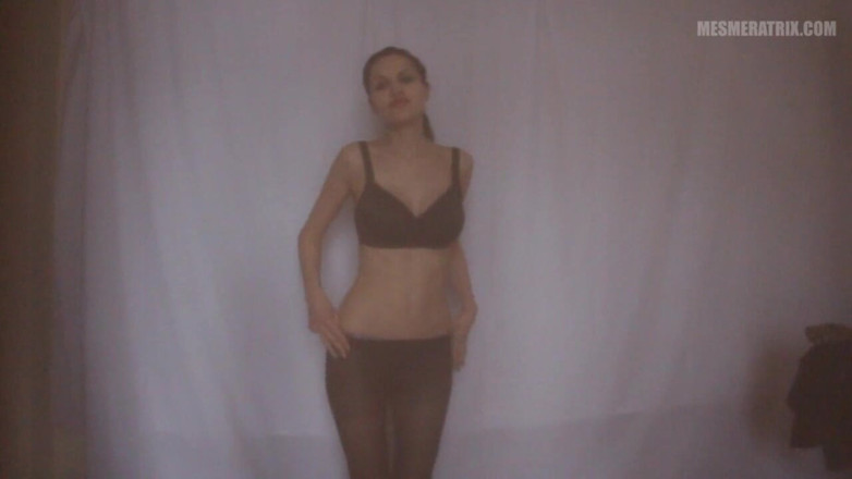 Lady Mesmeratrix Official: Văd că nu văd