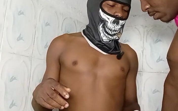 Sexydaddy: हॉट कंडोम चुदाई