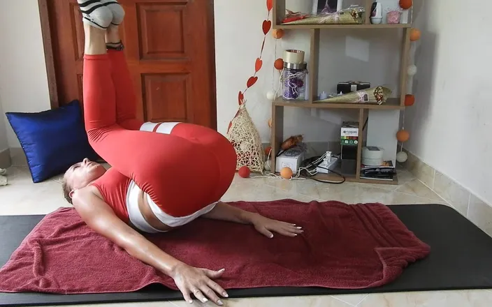 MissAnja_FH: Extra Sweaty Flat Abs, Booty Workout