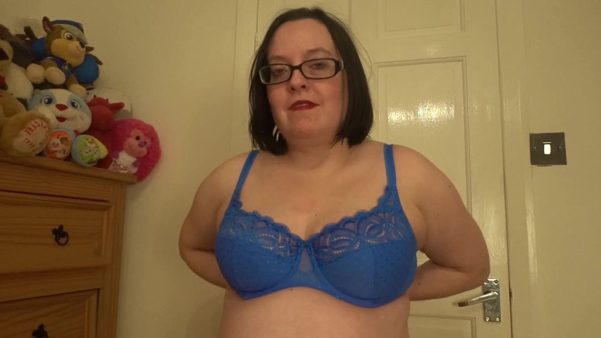 Striptease in Blue Underwear (Horny vixen)