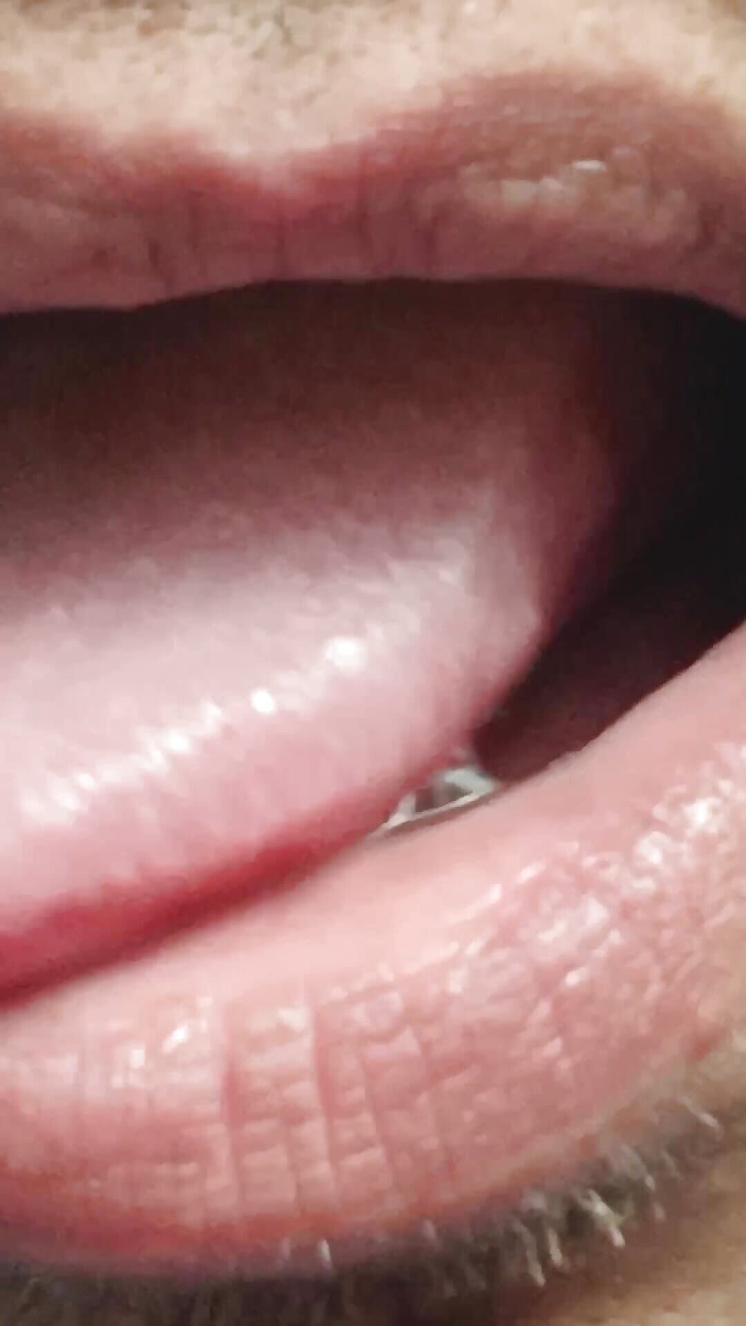 Mouth and Salive Fetish 3