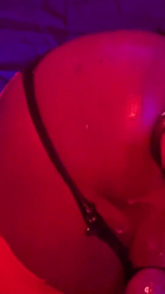 DipsoDeep: Yum in the Bum