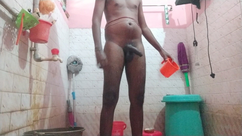 Tamil 10 inches BBC: Tamil10inchesbbc sexy sesión de baño caliente