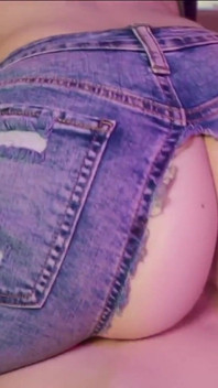 Můj Manžel Mě Šuká S Roztrhanými Kalhotami a Sperma Uvnitř