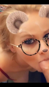 Pawg kraliçeleri, yüzler kaplı, ağızlar dolu, en iyi oral seks ve boşalma derlemesi