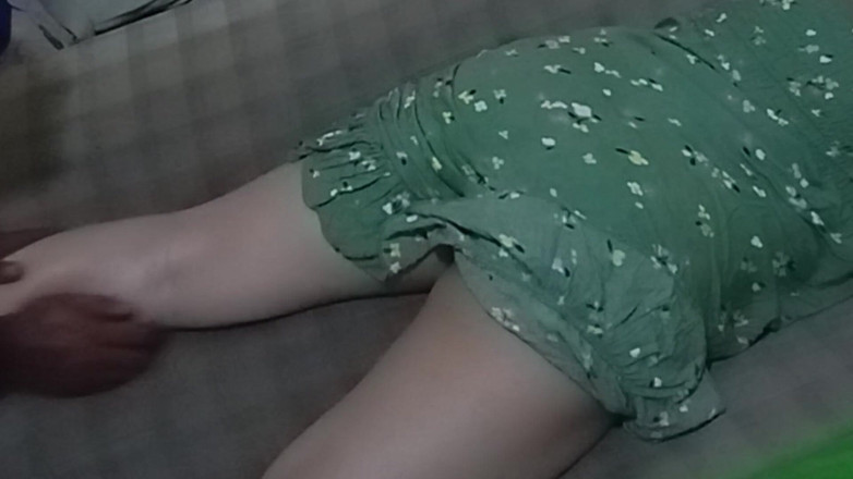 Angelina Pop: 집에서 마사지와 더 많은 사람들