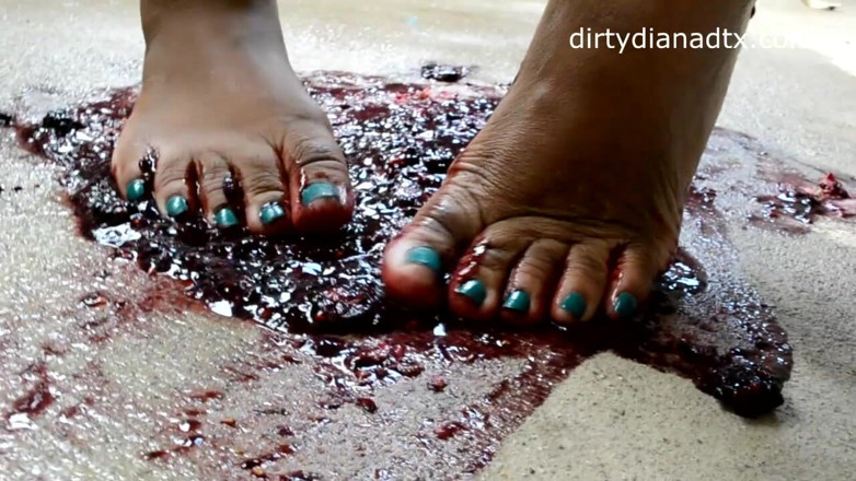 Dirty Diana Fetishes: Fétiche des fruits, partie 2