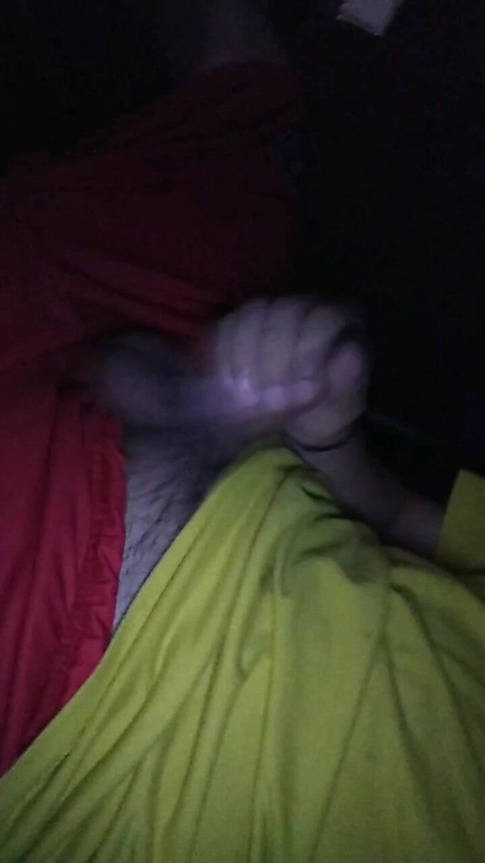 AlexAlejandro13: Wer will auf das Zimmer kommen?