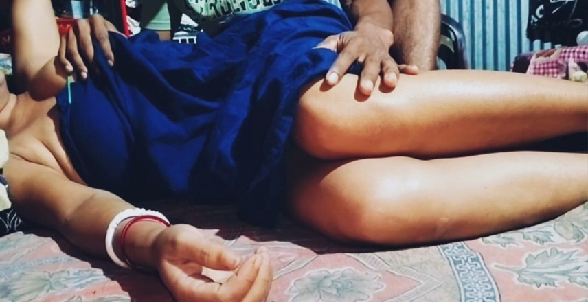 Teensex: Curvy MILF Bhabi Seduces Young Devar and Drains His Big...