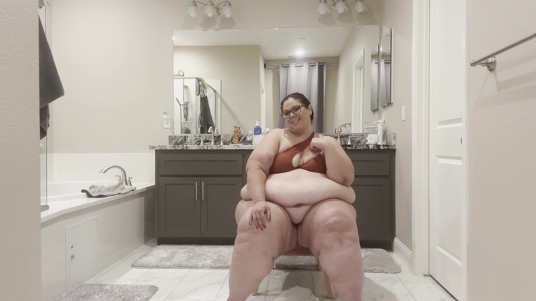 Plump Paradise: Plump Paradise 体重測定 - 2024年6月