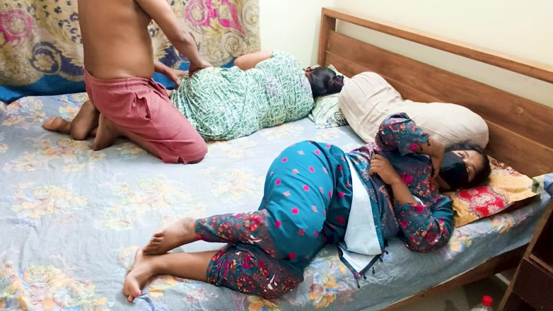 Morjenabb: Video seks threesome, bagian 1