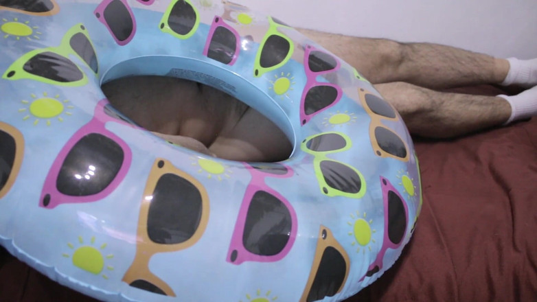 Inflatable Lovers: Играю с классным плаваньем