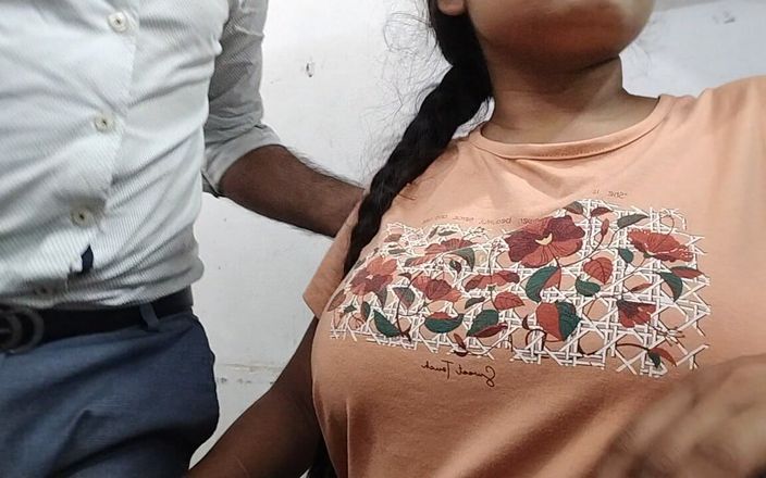Pooja Didi: सौतेली बेटी सौतेले पापा के लंड का मजा ले रही है। चुंबन और चूसना