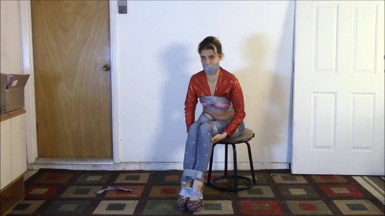 Selfgags classic: Briella Jaden in self-bondage!