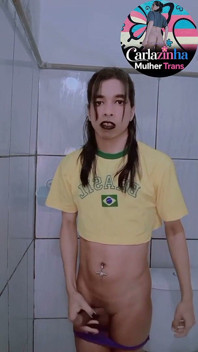 Carla Puta De Camiseta Do Brasil E a Pica Dura