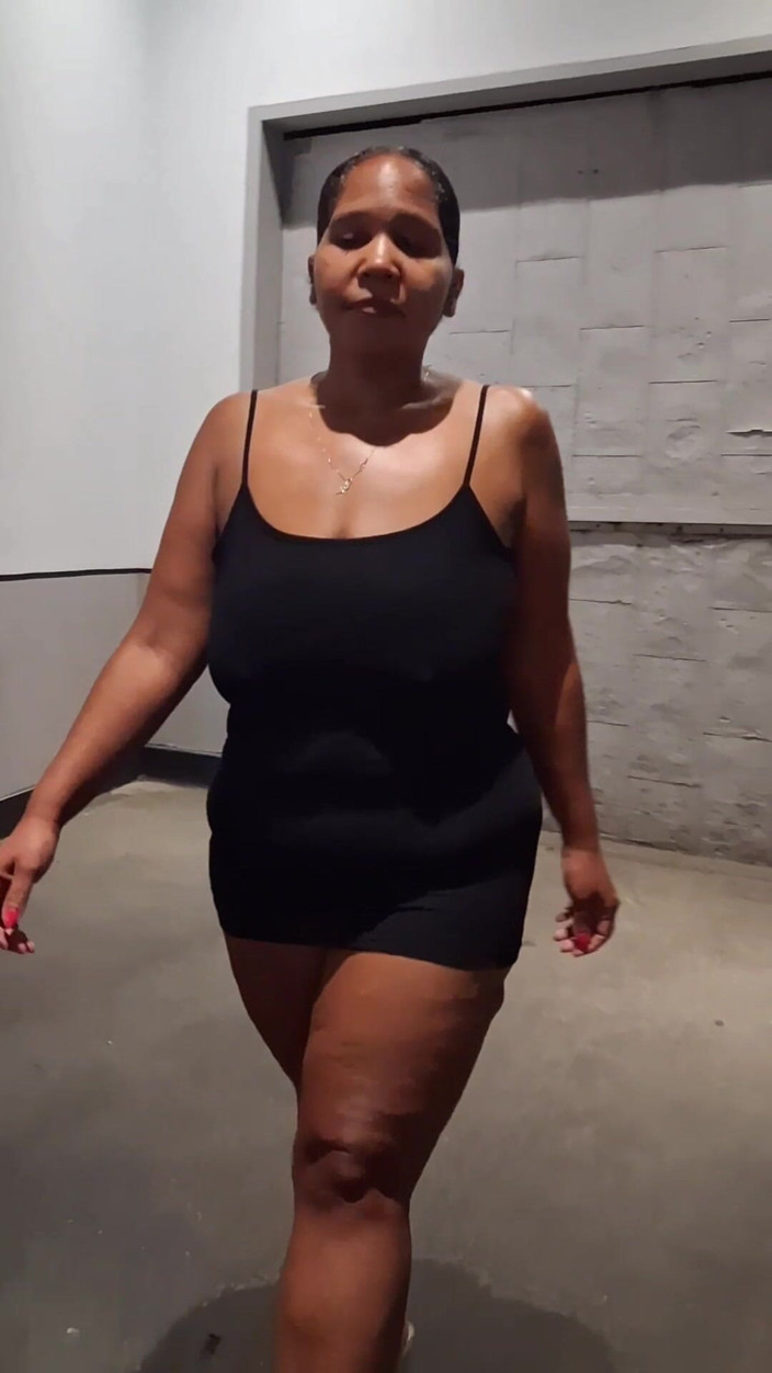 PutiLing: Mini spódnica grube nogi drażnią Puerto Rican Kobieta wysokie buty...