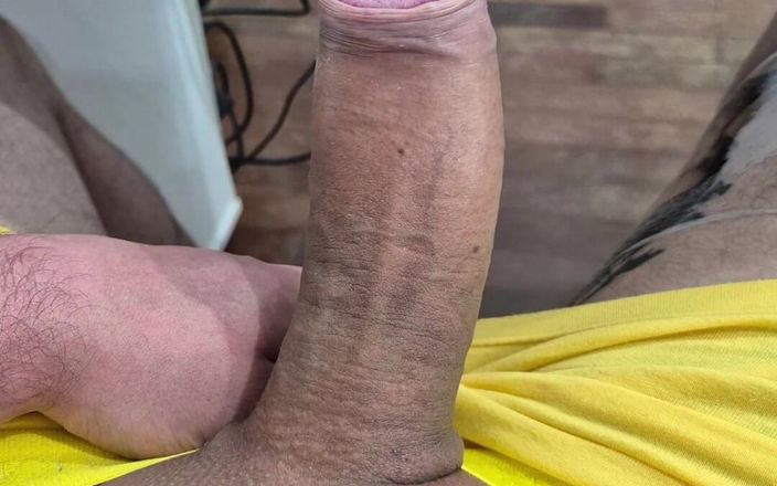 Lkdick8: 이 음경을 오랫동안 볼 수 있습니까?