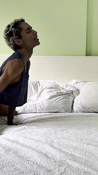 Seorang lagi lelaki kulit putih dari Pau Grande menikmati Bareback Cariocas