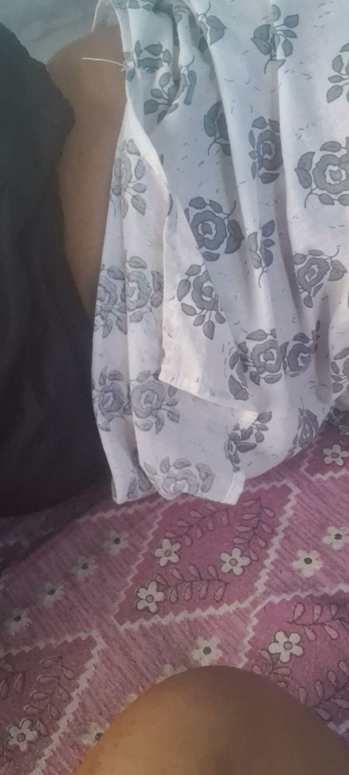 Localsexlove011: Desi indisches assamesisches Bhabi Ki Gaand und dicke möpse zeigen...