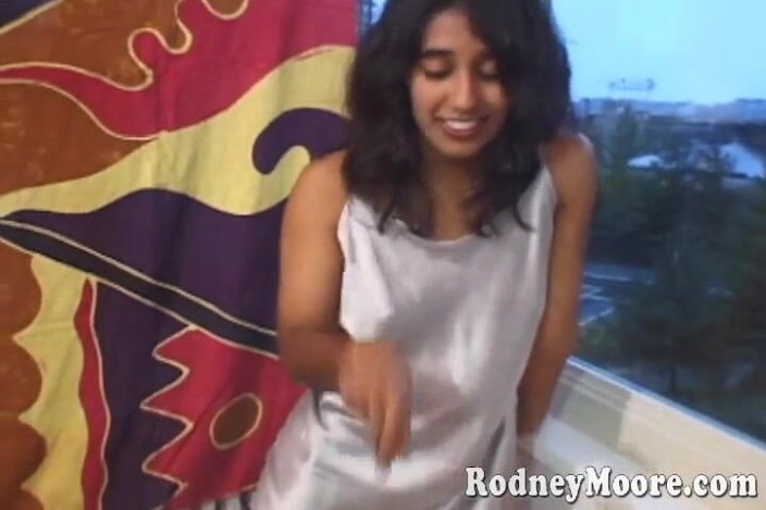 Horny Hairy Girls: Peluda chica india super peluda
