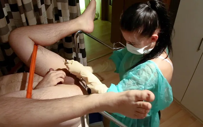 Marcus Pollack: Anal fisting on the gyno chair - young nurses stretches my...