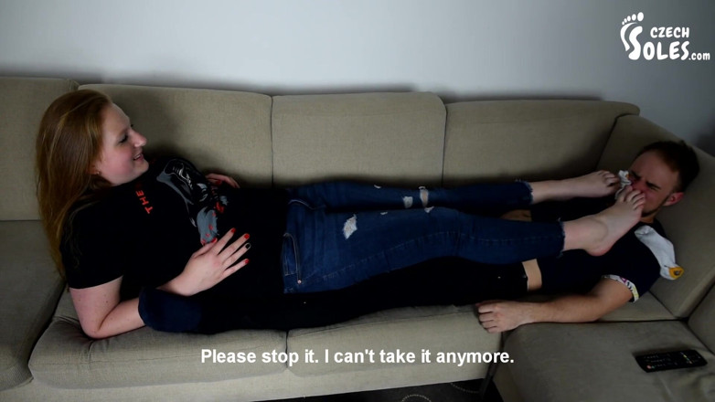 Czech Soles - foot fetish content: Chị kế hư hỏng đang trừng phạt anh kế của cô ấy