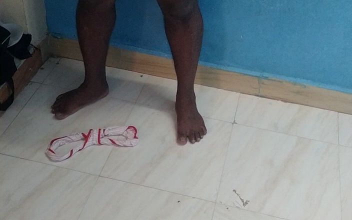 Tamil lesbian: Détendez-vous juste après un rapport sexuel