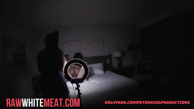 Raw White Meat: Remaja Blasian Memuja Bwc Bts