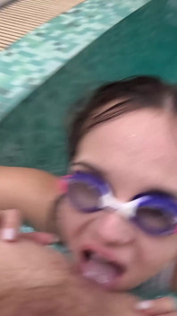 Unterwasser-fick, arschlecken, Gesichtsfick Gesichtsbesamung und Gesichts pissen