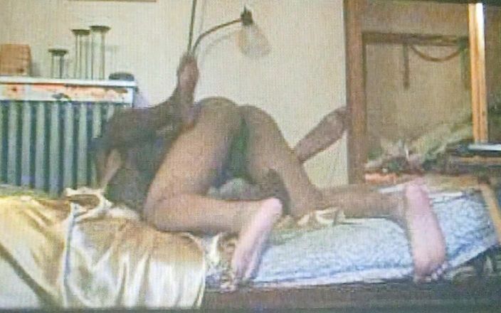 TS freaky MILF: Gorge profonde, trans, baise, positions coquines