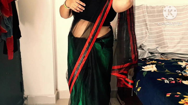 Salmaan001: Woman Wants Hardcore in Hindi