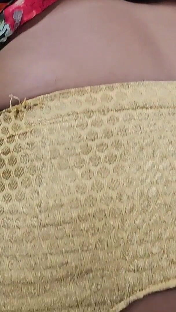 Tamilnilavu: Tamil esposa disfrutando con amigo del marido